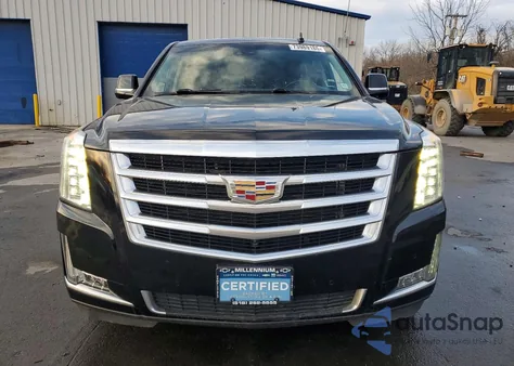 2018 Cadillac Escalade Esv Luxury z USA, uszkodzony, nr VIN 1GYS4HKJXJR207939